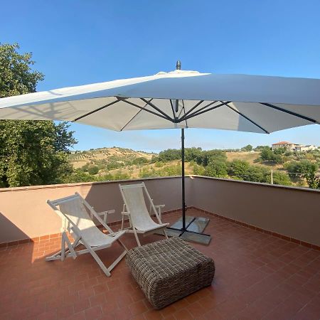 Casale Cialifone Villa Alanno Eksteriør billede